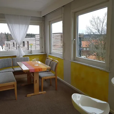 Апартаменты Haus Bergeshoeh *